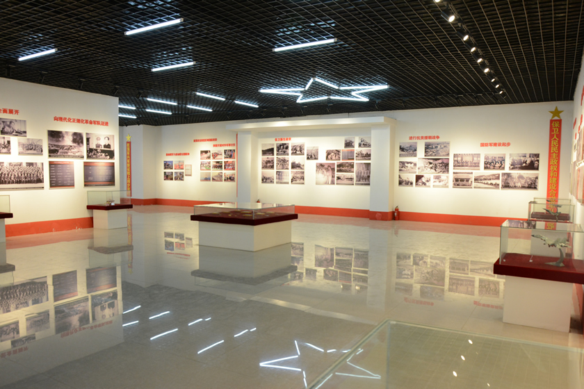 学校国防教育展馆